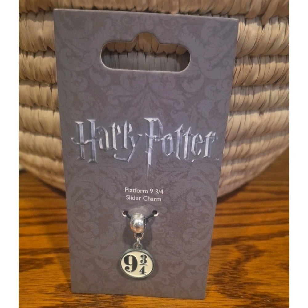 Harry Potter  9‎ 3/4 Slider Charm